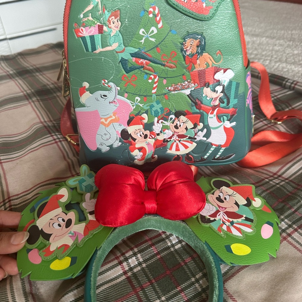 Disney Kids Backpack and Headband Set - Green and Red Christmas season glow/D